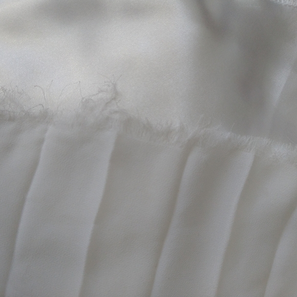 White dress BCBG MAXAZRIA size 8 - Picture 5 of 6